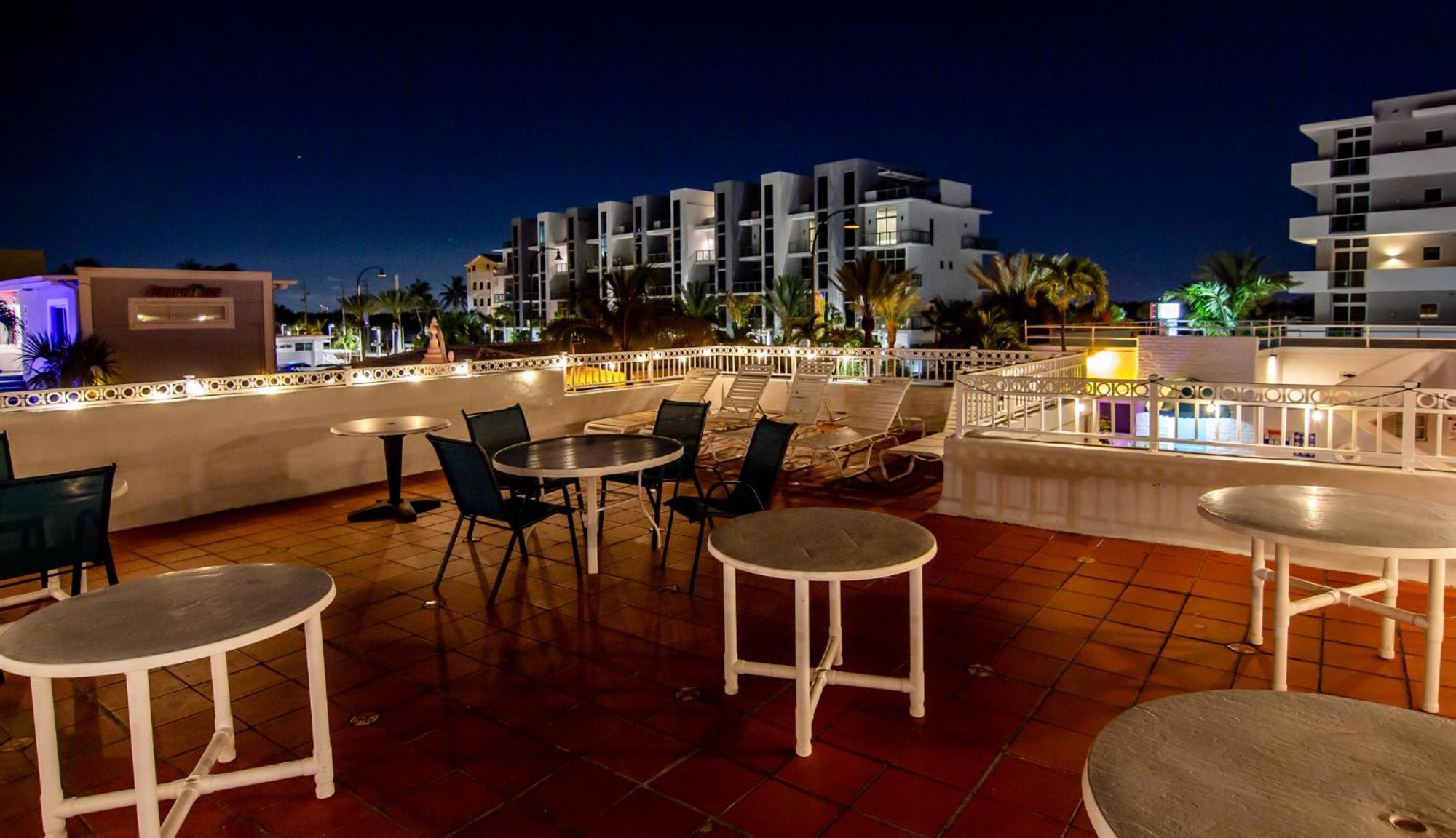Pousada Suites Hollywood Buitenkant foto