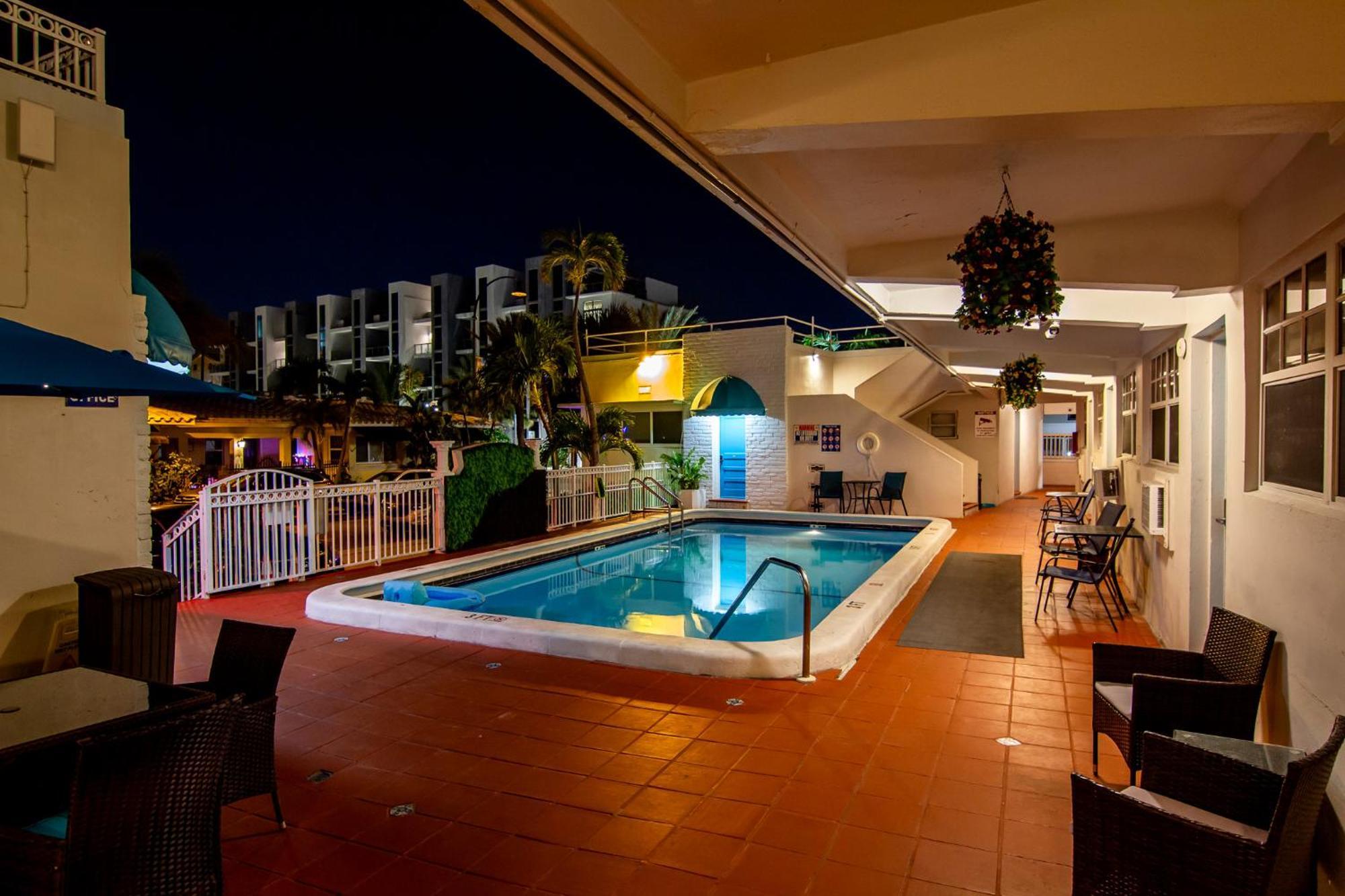 Pousada Suites Hollywood Buitenkant foto
