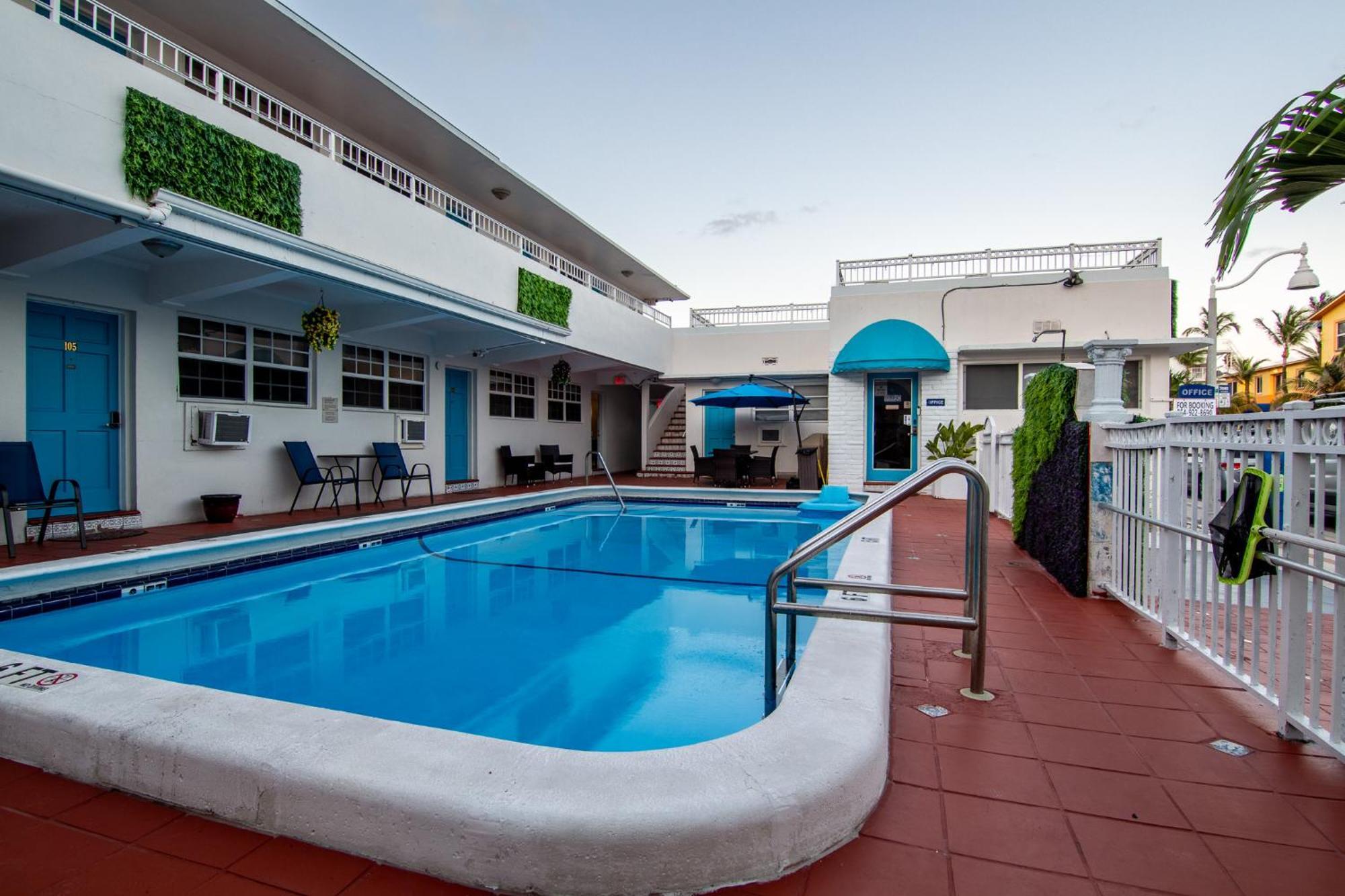 Pousada Suites Hollywood Buitenkant foto